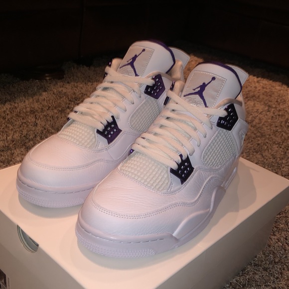 Air Jordan 4 Retro - Picture 2 of 4